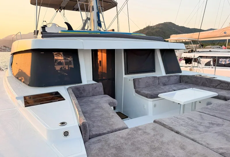 Katamaran Bali 4.8 · Marmaris · 2026 – 2