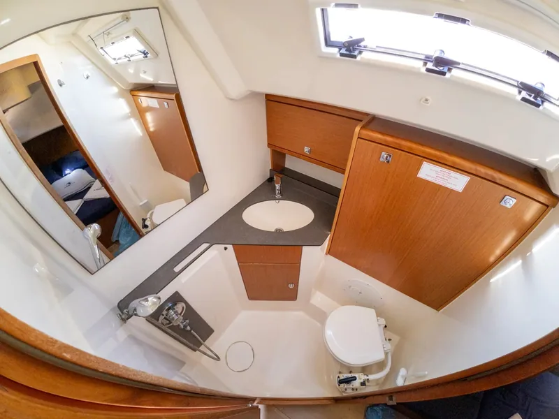 Yelkenli Bavaria 46 C · Fethiye · 2016 – 8