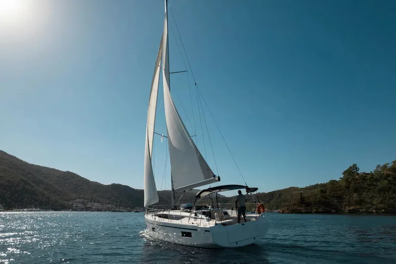 Yelkenli Bavaria C38 · Fethiye · 2024