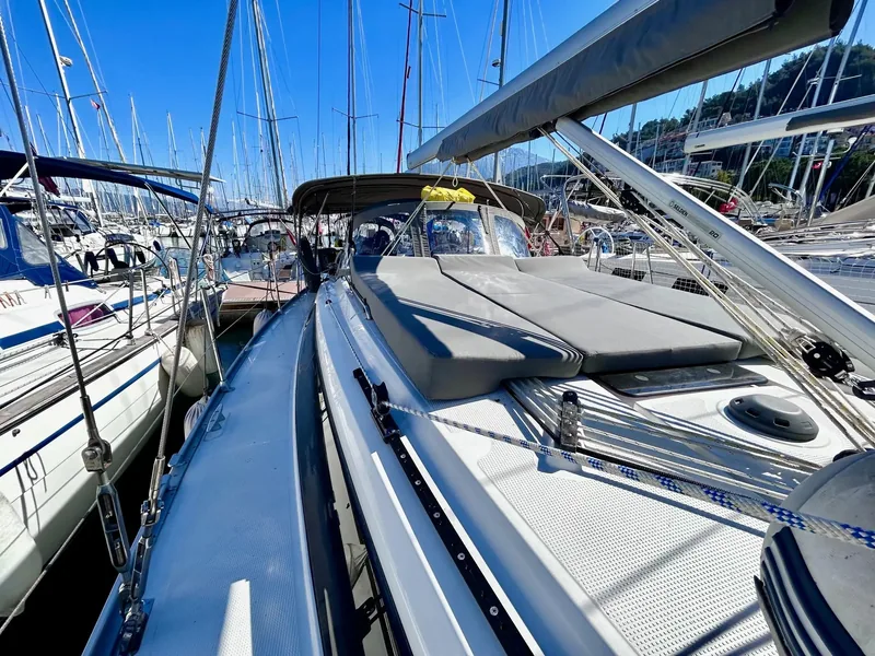 Yelkenli Bavaria Cruiser 37 · Fethiye · 2021