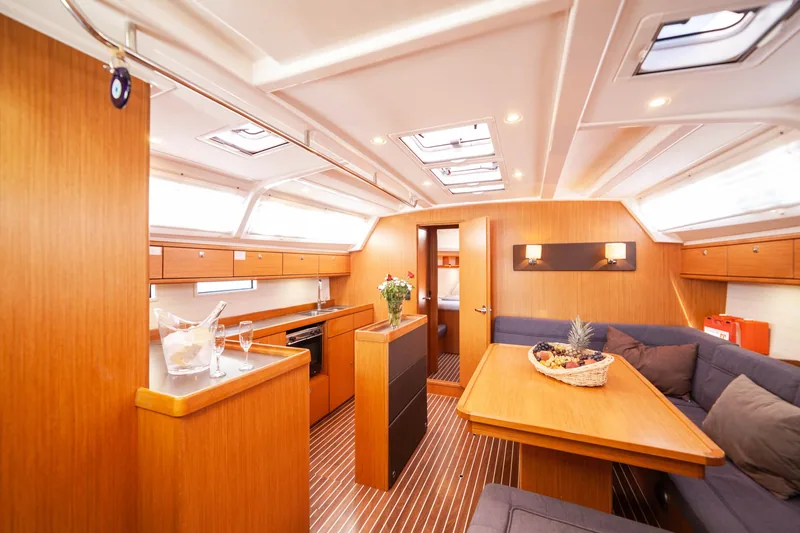 Yelkenli Bavaria Cruiser 46 · Fethiye · 2014 – 2