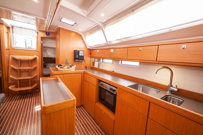 Yelkenli Bavaria Cruiser 46 · Fethiye · 2014 – 5