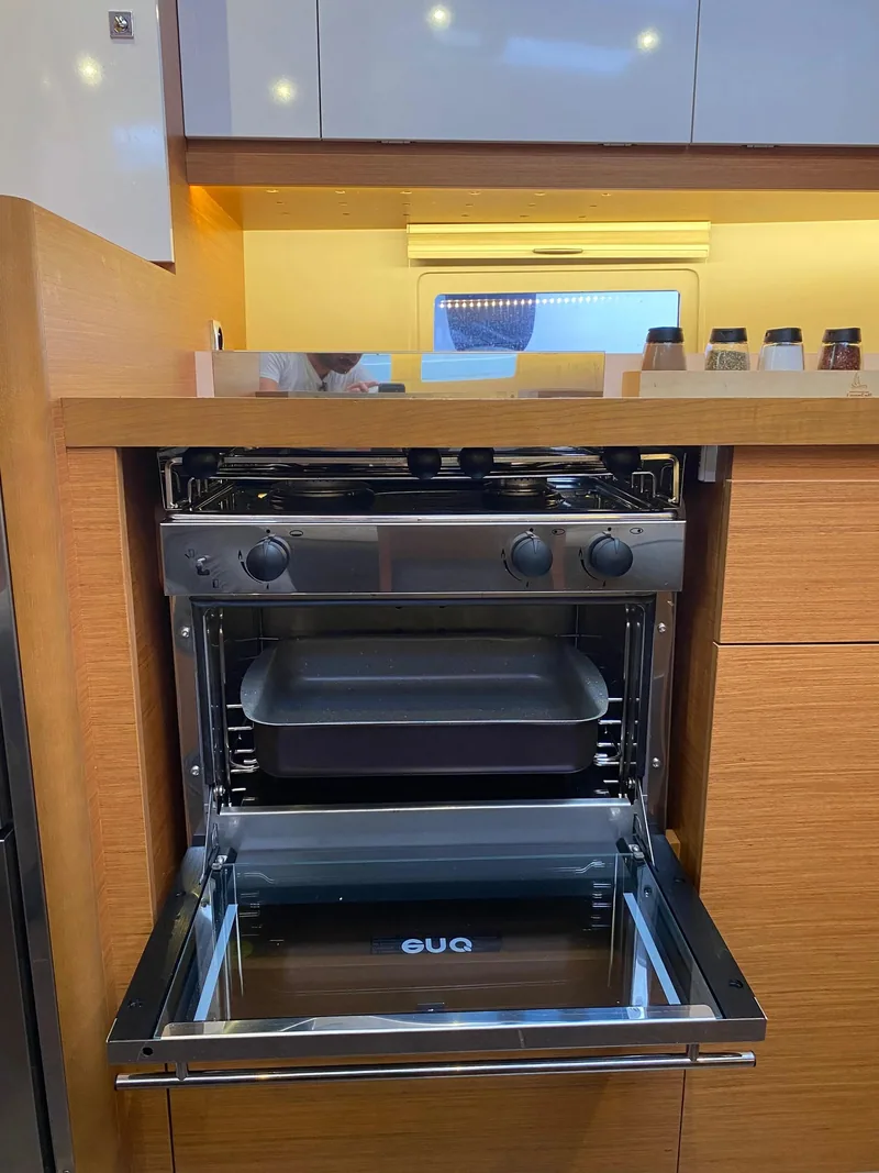 Парусная яхта Dufour 390 Grand Large · Мармарис · 2023 – 8
