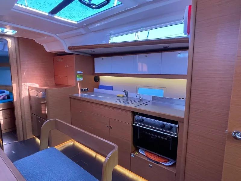 Yelkenli Dufour 430 GL · Fethiye · 2022 – 4