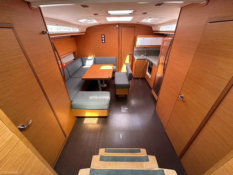 Парусная яхта Dufour 470 · Фетхие · 2022 – 2