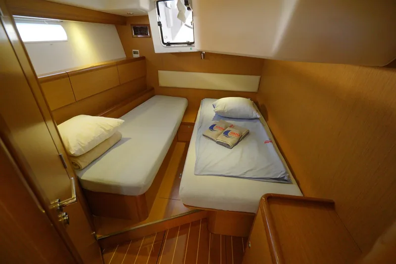Yelkenli Jeanneau 57 · Marmaris · 2012 – 2