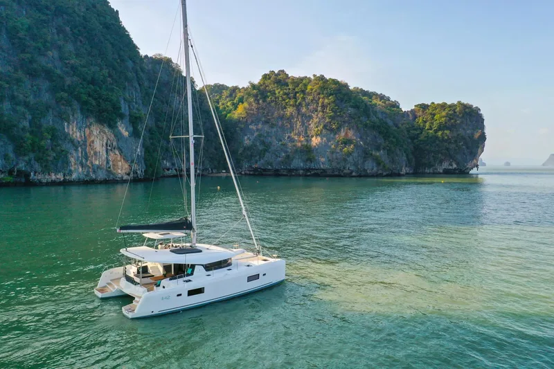 Katamaran Lagoon 42 · Fethiye · 2026