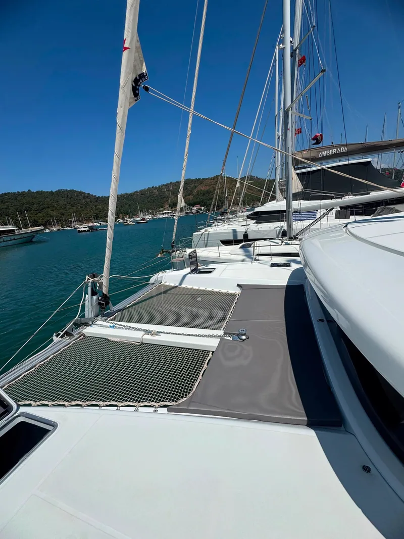 Katamaran Lagoon 42 · Fethiye · 2026 – 8