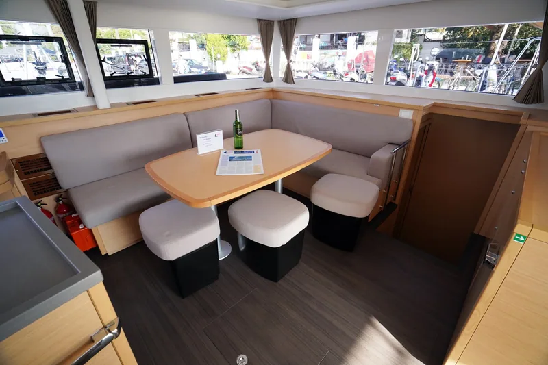 Катамаран Lagoon 450F · Мармарис · 2019 – 6