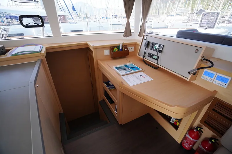 Катамаран Lagoon 450F · Мармарис · 2019 – 7