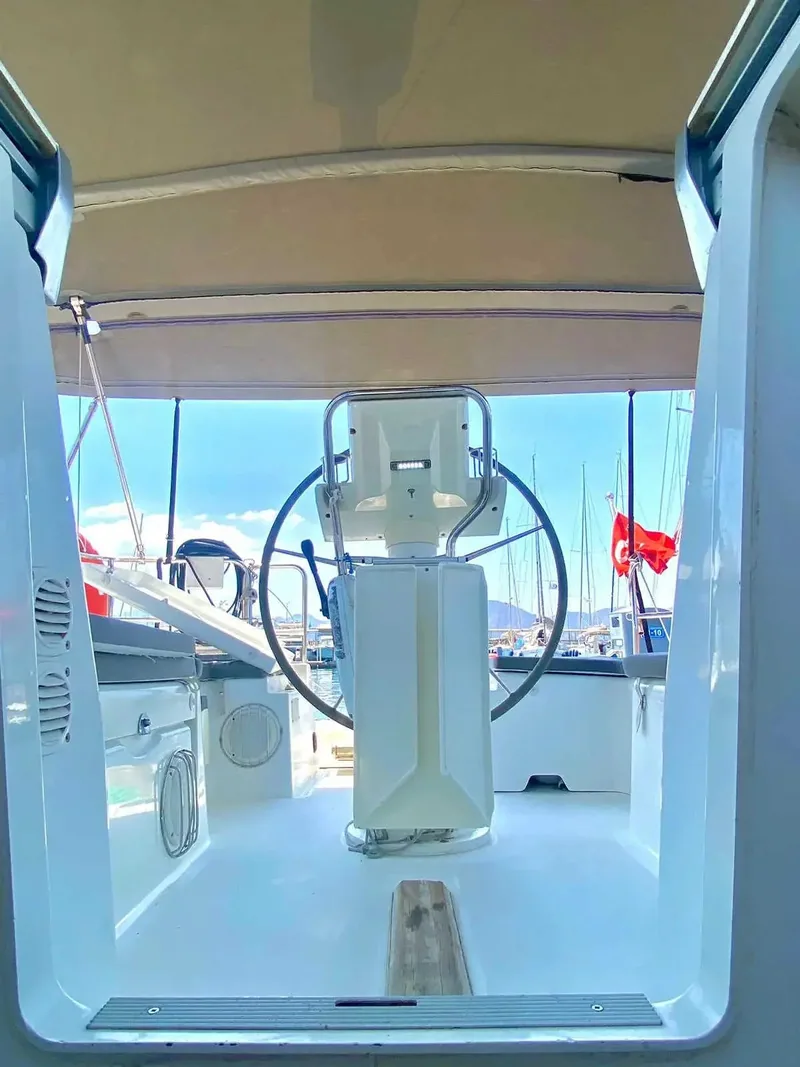 Yelkenli Oceanis 34 · Marmaris · 2010 – 4