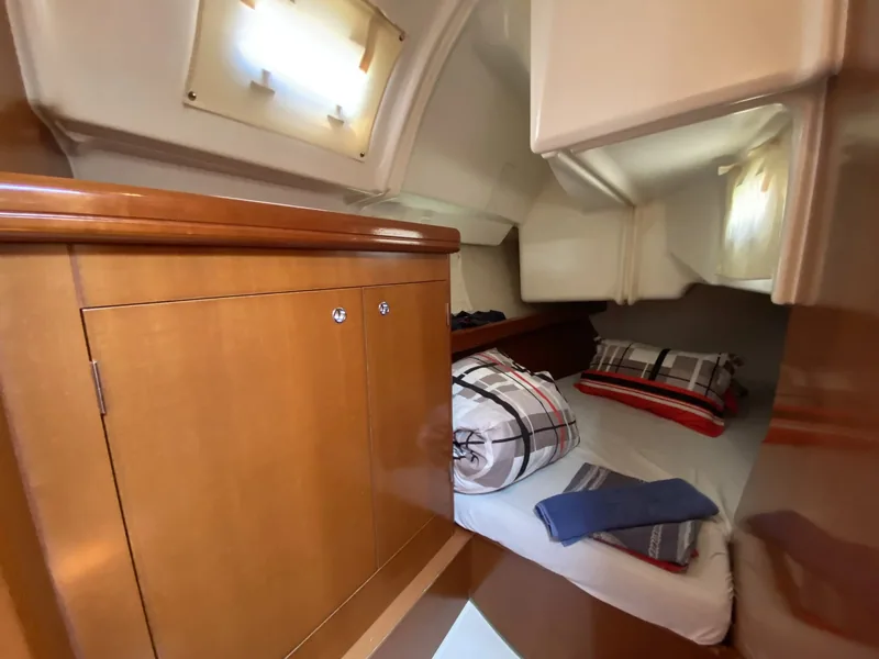 Парусная яхта Oceanis 343 · Фетхие · 2006 – 2