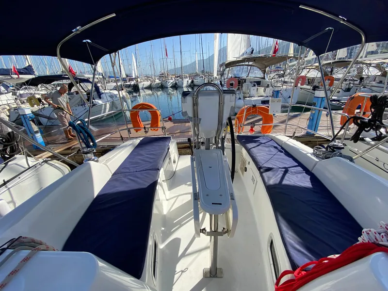 Парусная яхта Oceanis 343 · Фетхие · 2006 – 6