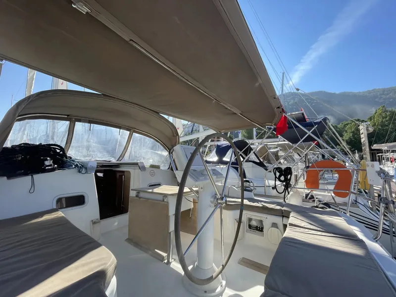 Yelkenli Oceanis 37 · Fethiye · 2011 – 7
