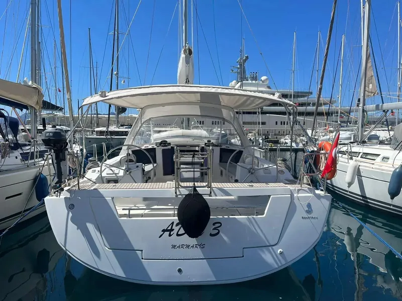 Yelkenli Oceanis 45 · Marmaris · 2014