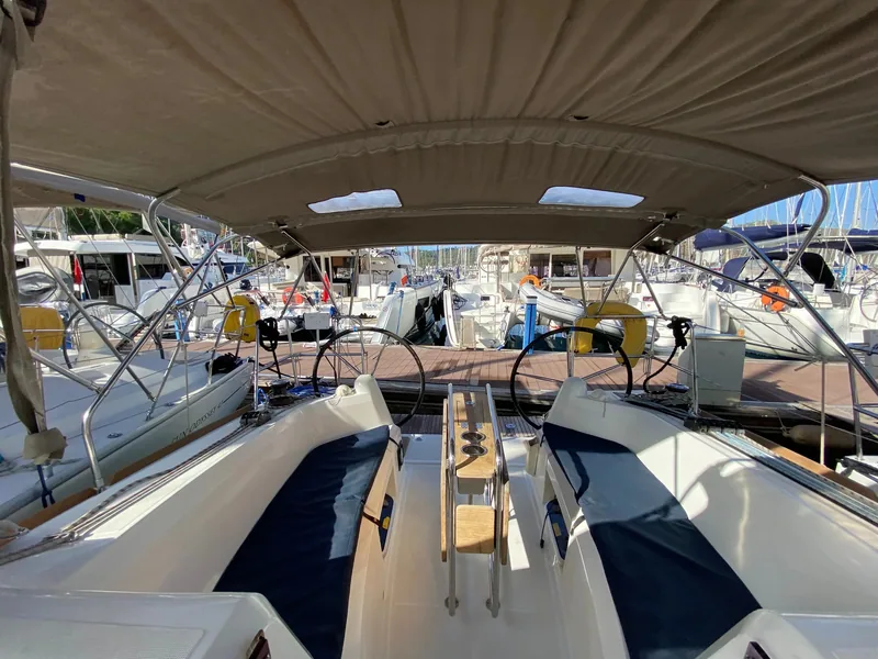 Парусная яхта Sun Odyssey 349 · Фетхие · 2015 – 7