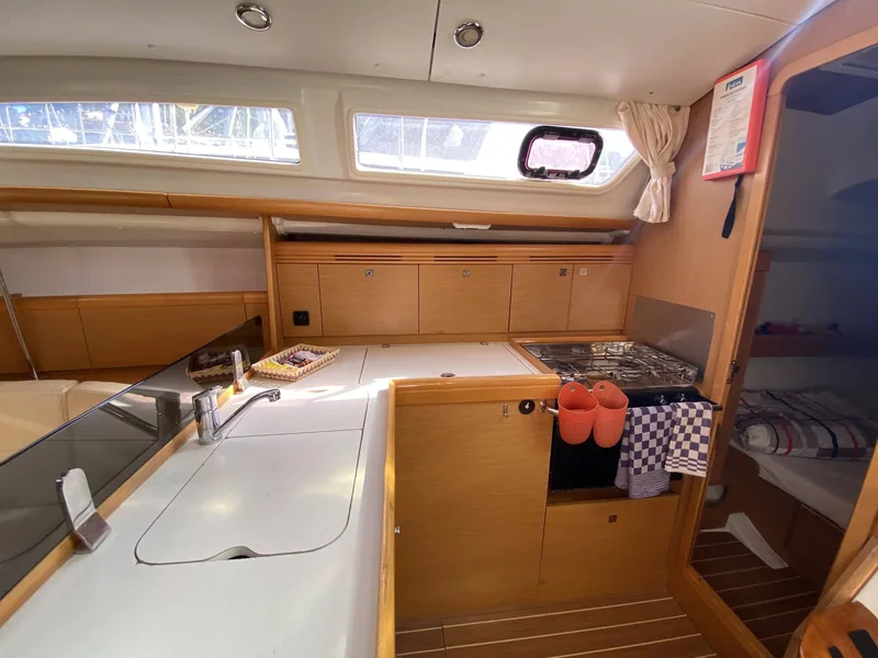 Парусная яхта Sun Odyssey 36i · Фетхие · 2010 – 7