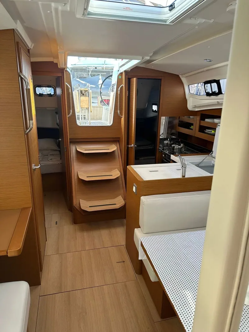Yelkenli Sun Odyssey 380 · Fethiye · 2022 – 8