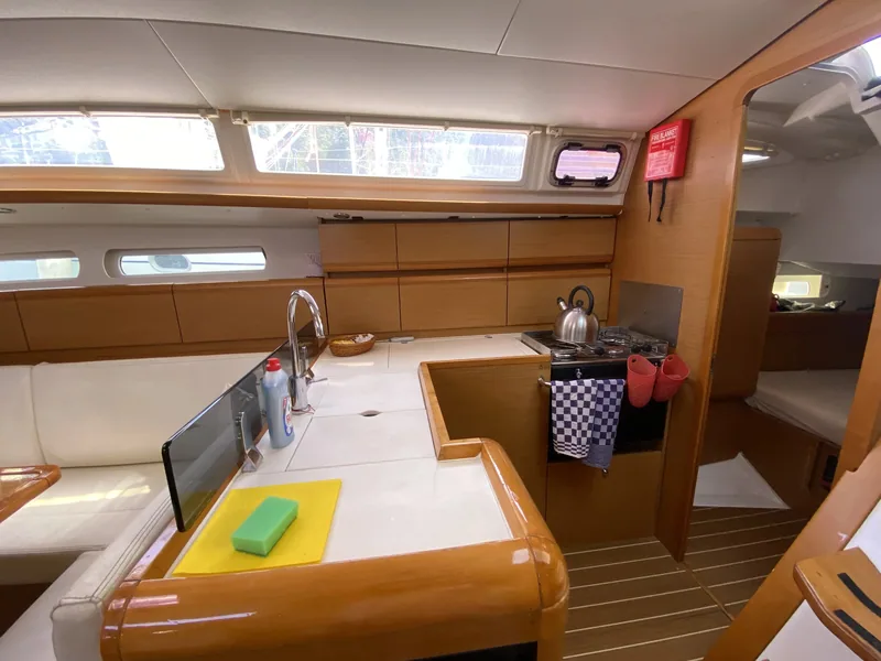 Yelkenli Sun Odyssey 409 · Fethiye · 2013 – 6