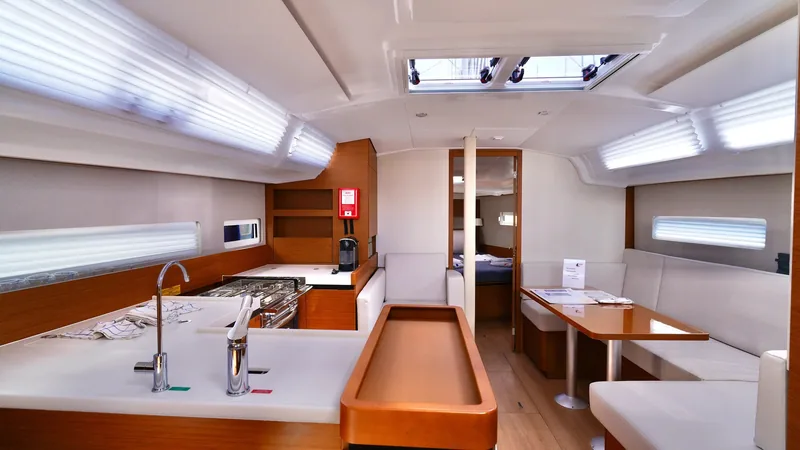 Yelkenli Sun Odyssey 410 · Marmaris · 2021 – 3