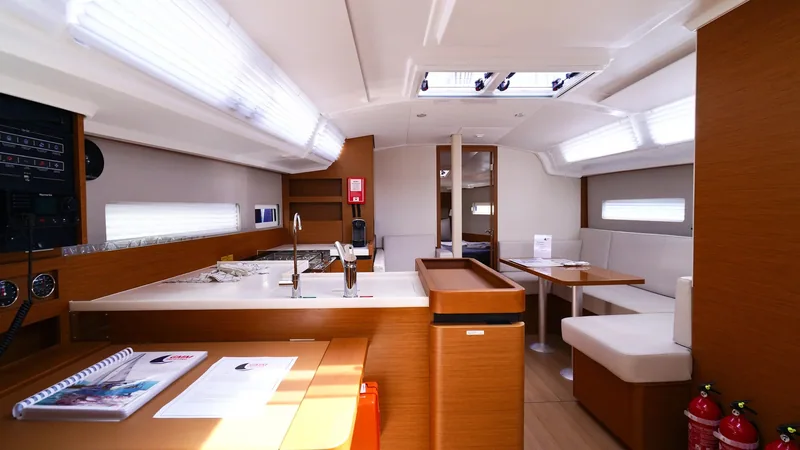 Yelkenli Sun Odyssey 410 · Marmaris · 2021 – 4