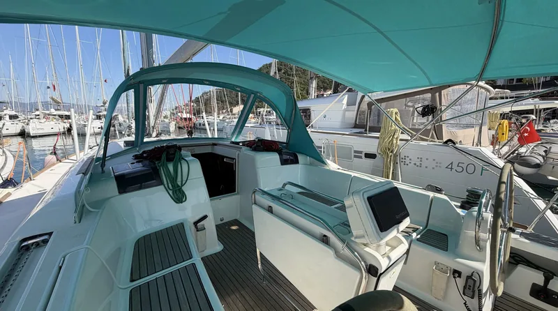 Yelkenli Sun Odyssey 439 · Fethiye · 2012 – 5